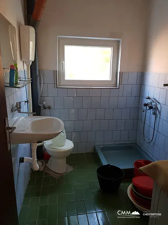 Haus in ruhiger Lage in Dobra Voda 100m²