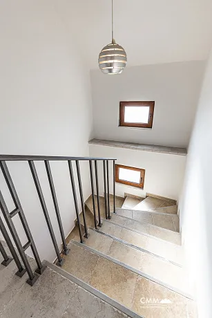 Geräumiges 3-stöckiges Haus mit Meerblick in Blizikuce