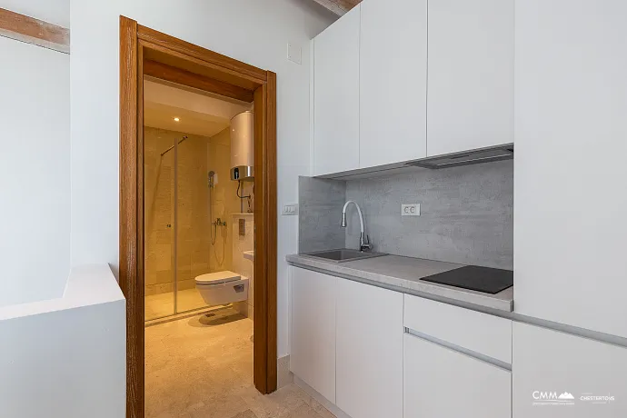 Penthouse in Rafailovici mit Meerblick