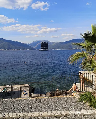 Apartment mit Panoramablick auf das Meer in der ersten Reihe in Krasici