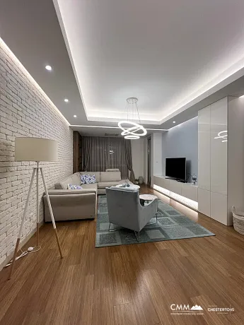 Luxuswohnung im Zentrum von Budva – 90 m² mit Garage