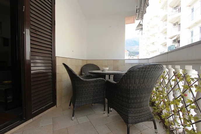 Apartment mit einem Schlafzimmer in Budva in der Nähe des Meeres