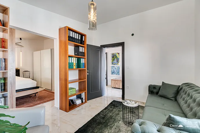 Zweistöckiges geräumiges Haus in Sutomore