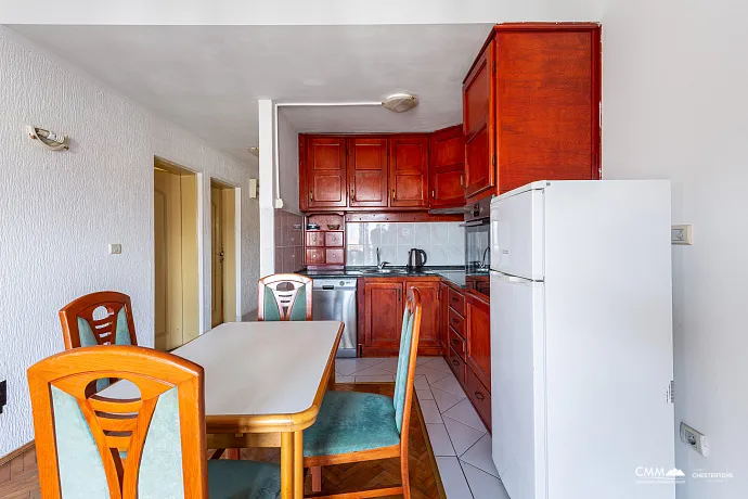 Budva: Komfort & Lage – 2 Zimmer