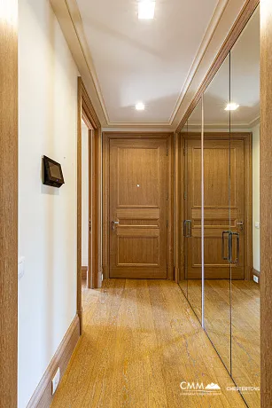 Luxuriöse Ein-Zimmer-Wohnung mit Meerblick in Porto Montenegro