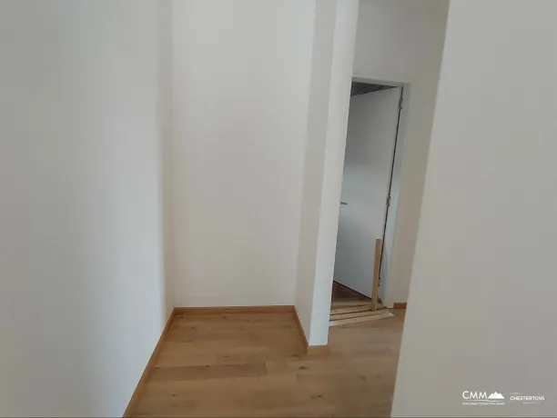 Penthouse in einem Neubau in Becici in der Nähe des Meeres