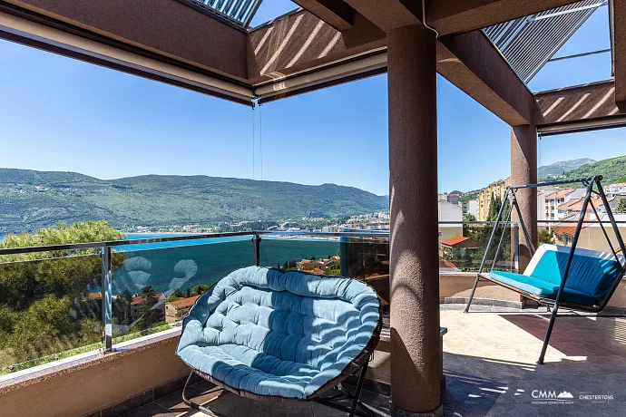 Ausgezeichnete Villa im Zentrum von Herceg Novi
