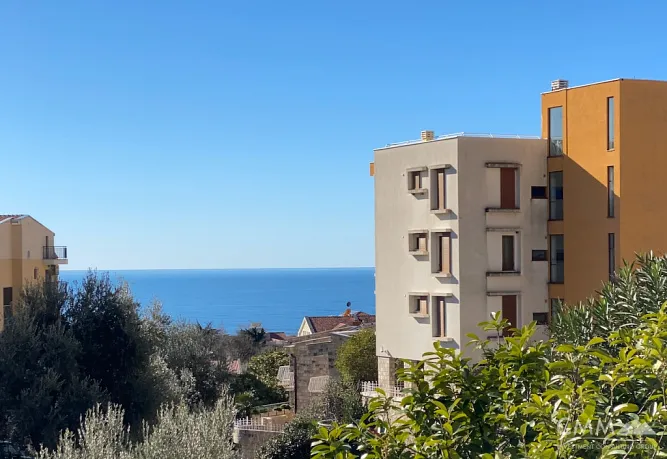 Wohnung 71m2 mit zwei Schlafzimmern und Meerblick in Petrovac