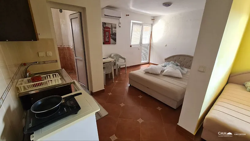 Haus in Sutomore mit 8 Schlafzimmern