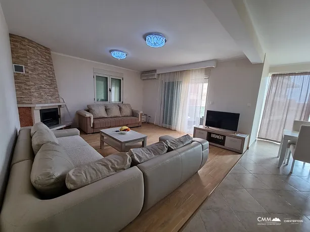 Luxuriöses Apartment mit zwei Schlafzimmern in Bečići