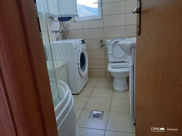 Apartment mit zwei Schlafzimmern in Budva in der Nähe des Zentrums
