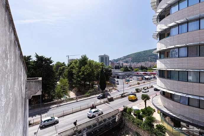 Ein-Zimmer-Wohnung in Budva – Meerblick