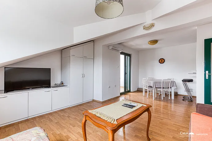 Ein-Zimmer-Wohnung in Budva – Meerblick