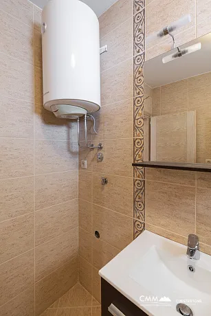 52 m² Wohnung mit Meerblick und zwei Terrassen in Bečići