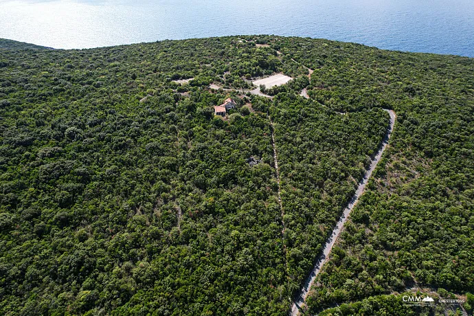 Plot in Bigova