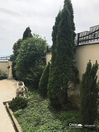 Haus mit Meerblick im Stadtteil Bar