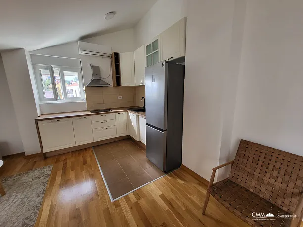 Apartment mit zwei Schlafzimmern in einem neuen Gebäude in Tivat