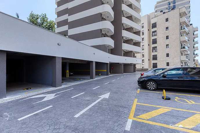 Wohnung zum Verkauf in Bečići – Budva
