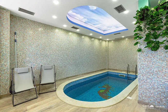 Ausgezeichnete Villa im Zentrum von Herceg Novi