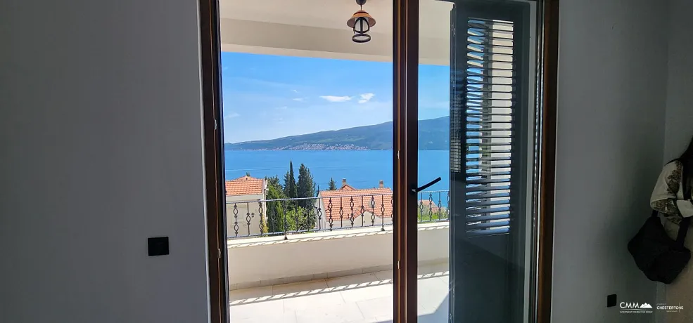 Geräumige und helle Apartments mit Panoramablick auf das Meer