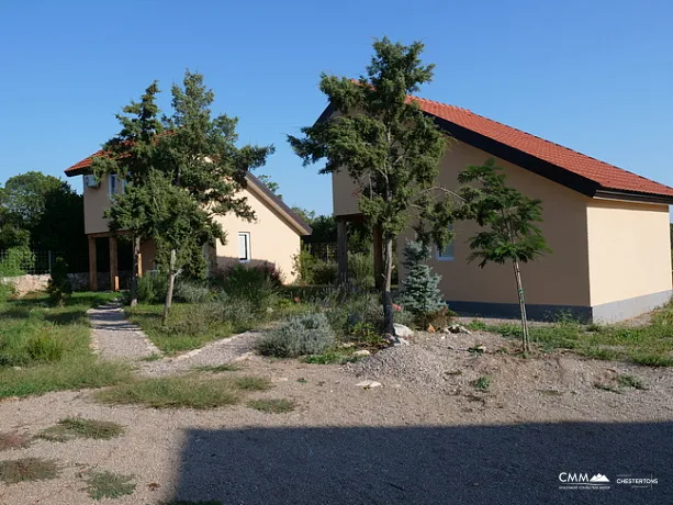 Zu verkaufen Häuser in Zagora auf einem großen Grundstück mit Pool