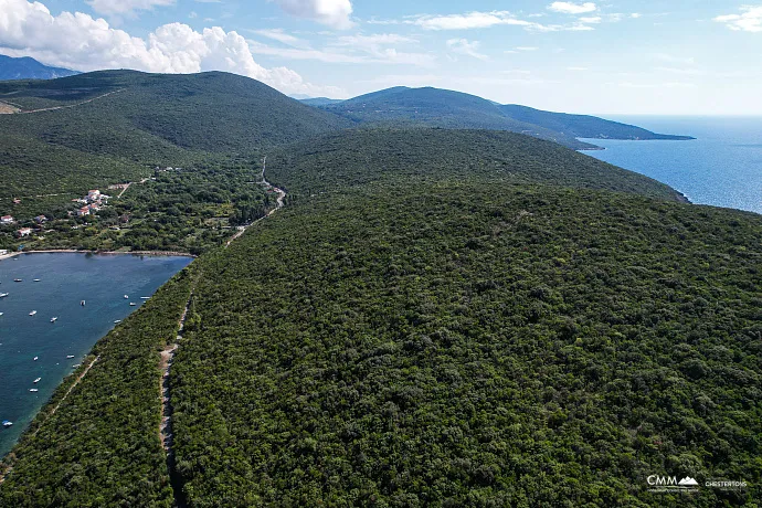 Plot in Bigova
