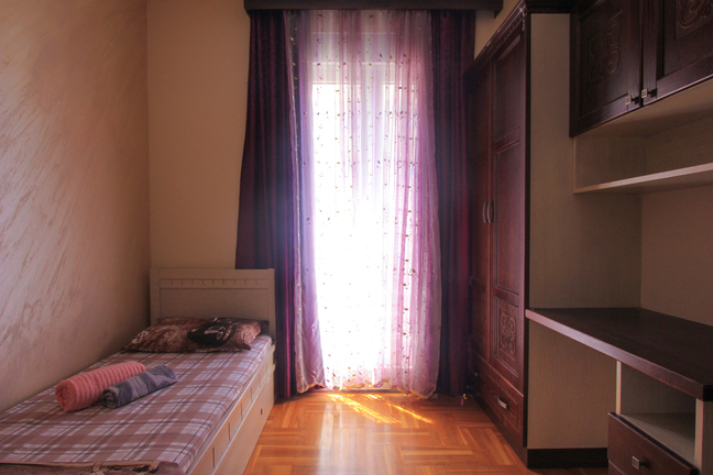 Möblierte Wohnung mit drei Schlafzimmern in Budva