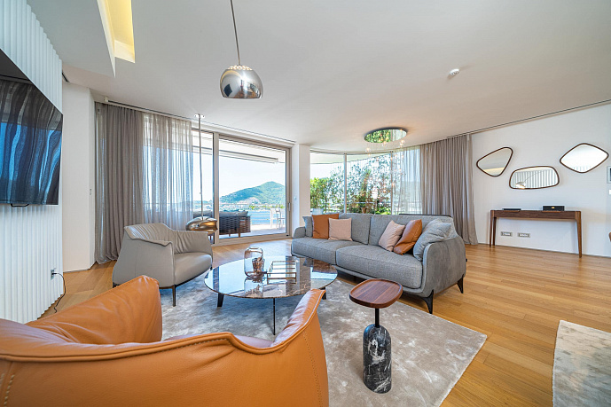 Penthouse in einem Premium-Komplex mit Panoramablick auf das Meer