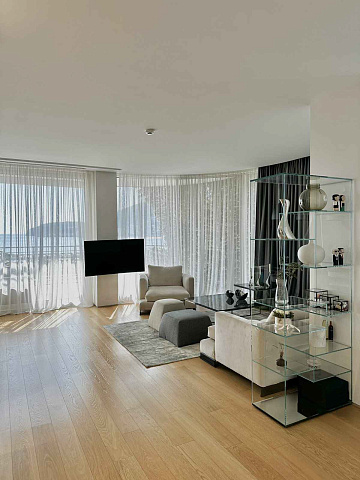 Luxuriöse Wohnung in Budva mit Meerblick — photo 5