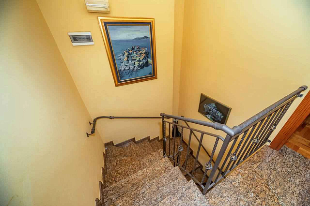 Fünf-Zimmer-Maisonette in Bar in der Nähe des Meeres — photo 12