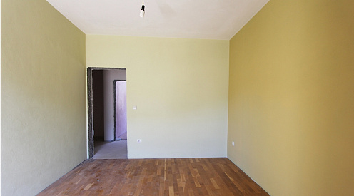 Haus mit getrennten Wohnungen