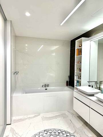 Luxuriöse Wohnung in Budva mit Meerblick — photo 12