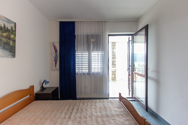 Haus in der malerischen Gegend von Krasici, ideal zum komfortablen Wohnen und Entspannen — photo 7