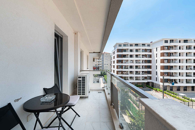 Geräumige und Luftige Wohnung im Herzen von Budva — photo 32