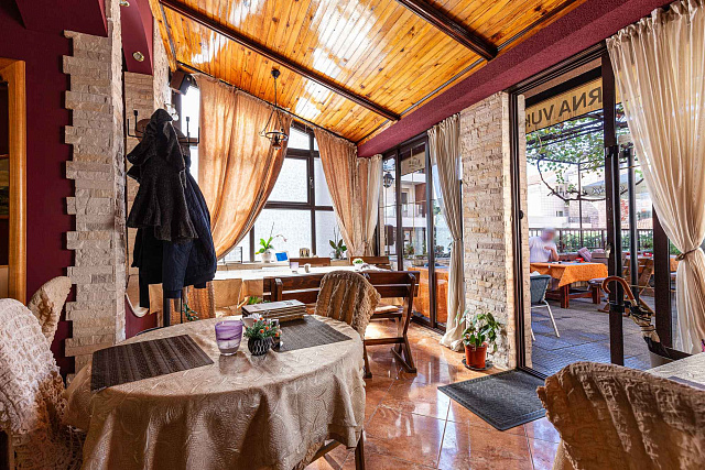 2734 Budva Budva Commerce property 115m2 — photo 1