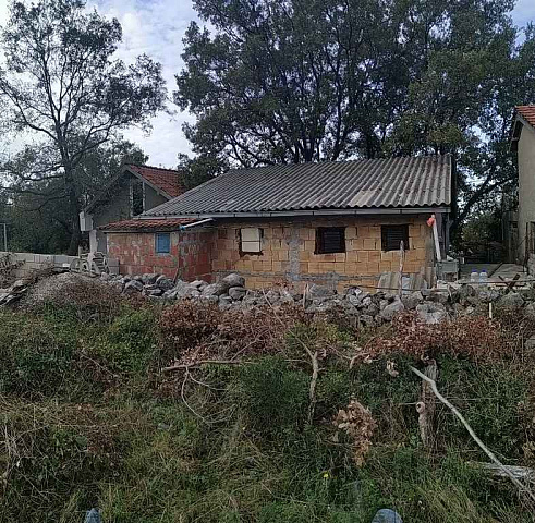 Einstöckiges Haus zum Verkauf in Krimovica — photo 4
