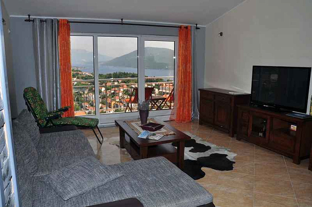 Haus in Herceg Novi — photo 21