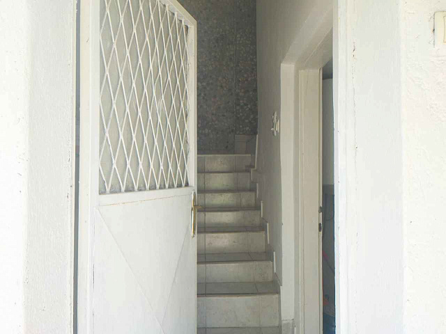 Haus mit zwei Wohnungen in Becici — photo 12
