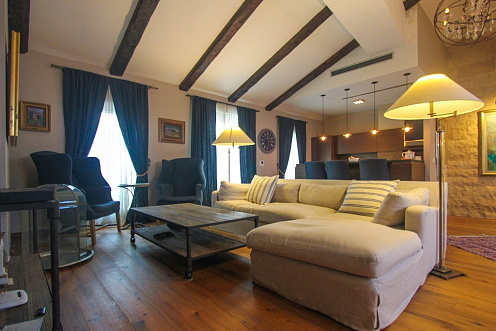 Charmante Maisonette-Wohnung im Herzen der Altstadt von Budva