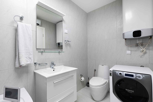 Geräumige und Luftige Wohnung im Herzen von Budva — photo 30
