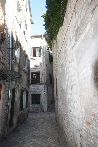 Apartment mit drei Schlafzimmern in der Altstadt von Kotor