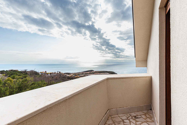 Spacious 3-Story House with Sea View in Blizikuce — photo 23
