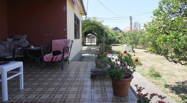 Haus mit schönem Innenhof in Bar — photo 10