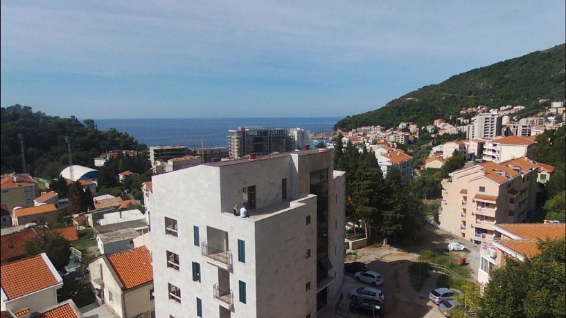 Penthouse in Petrovac mit Meerblick