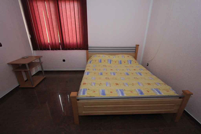 Helligkeit mit Pool in der Villa Petrovac — photo 17