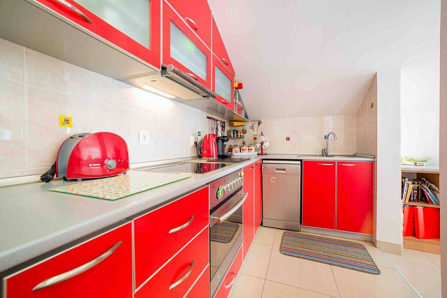Apartment mit drei Schlafzimmern und Meerblick in Budva — photo 5