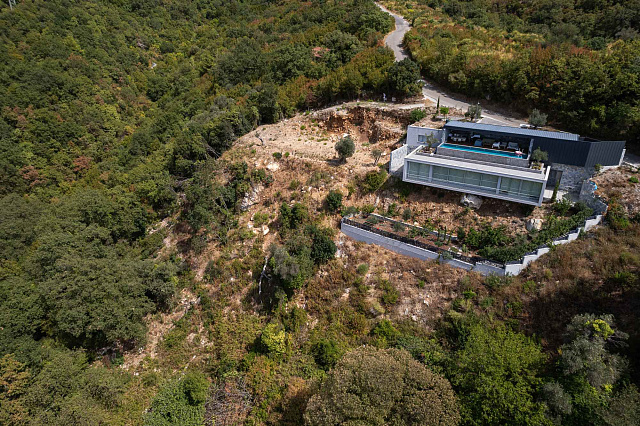 EXKLUSIVE INVESTITIONSMÖGLICHKEIT IN DER NÄHE VON KAMENOVO UND SVETI STEFAN — photo 11