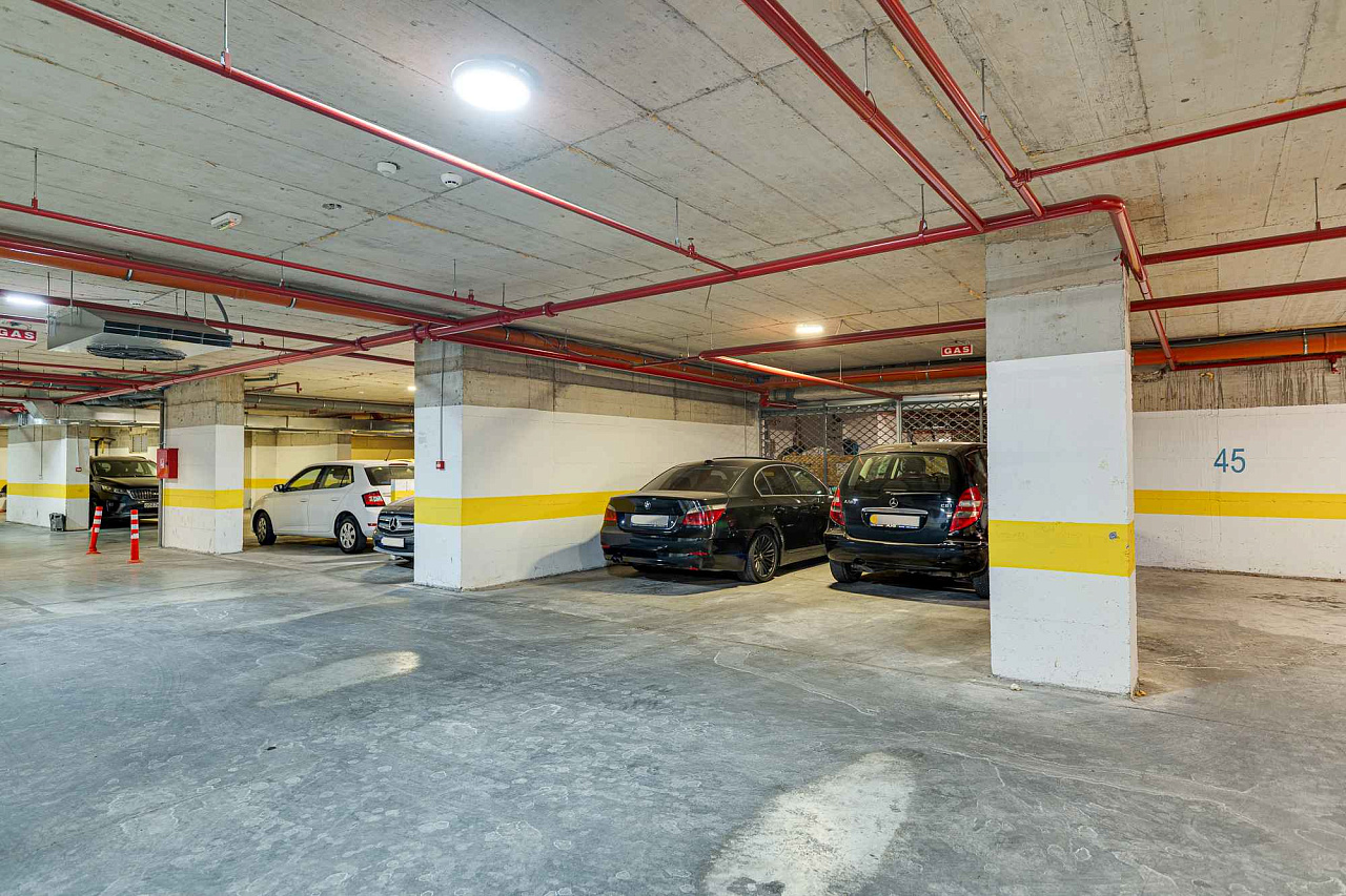 GARAGEN ZUM VERKAUF IN BUDVA – ERWEITERTER STADTZENTRUMSBEREICH