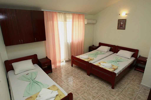 im Budva-Hotel — photo 7