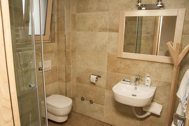 Minihotel in Sutomore — photo 30